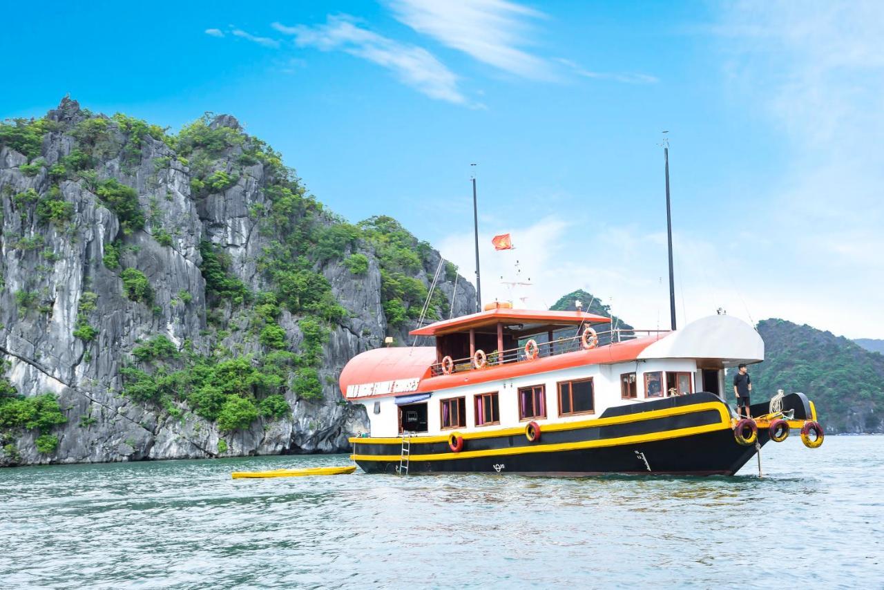 מלון Dong Khe Sau Cat Ba Bay Cruises מראה חיצוני תמונה