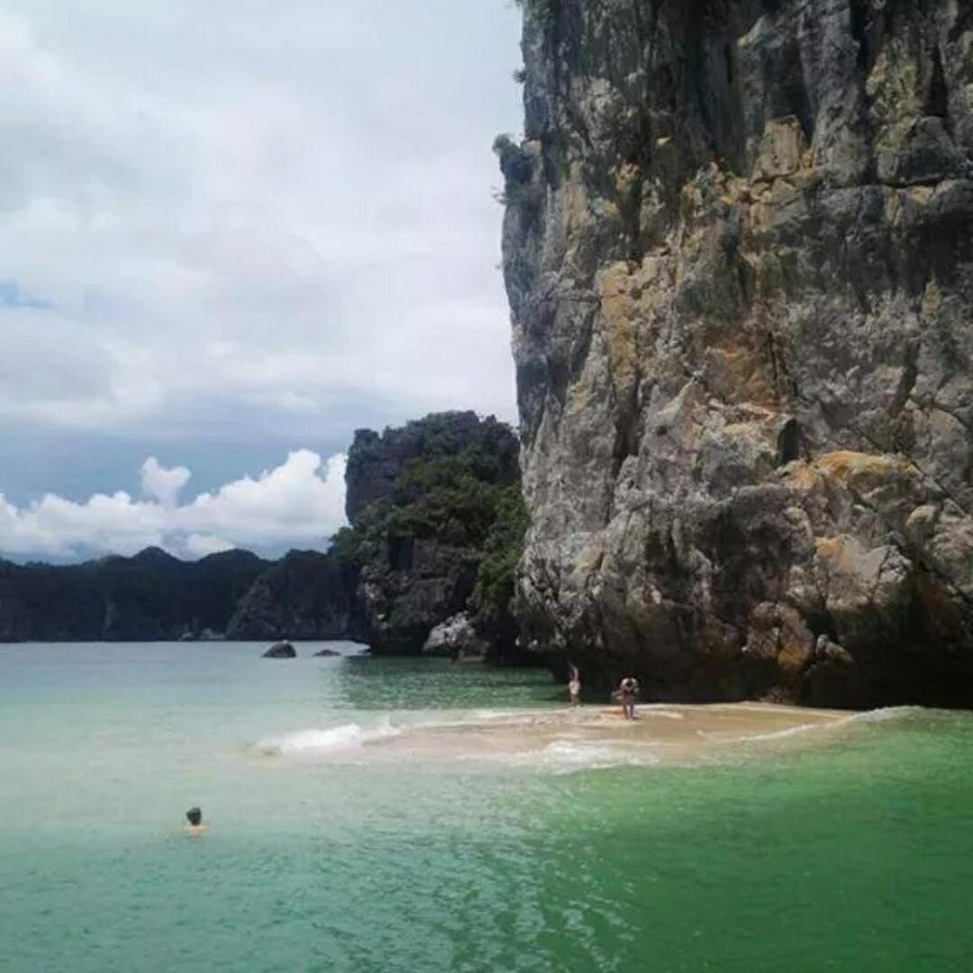 מלון Dong Khe Sau Cat Ba Bay Cruises מראה חיצוני תמונה