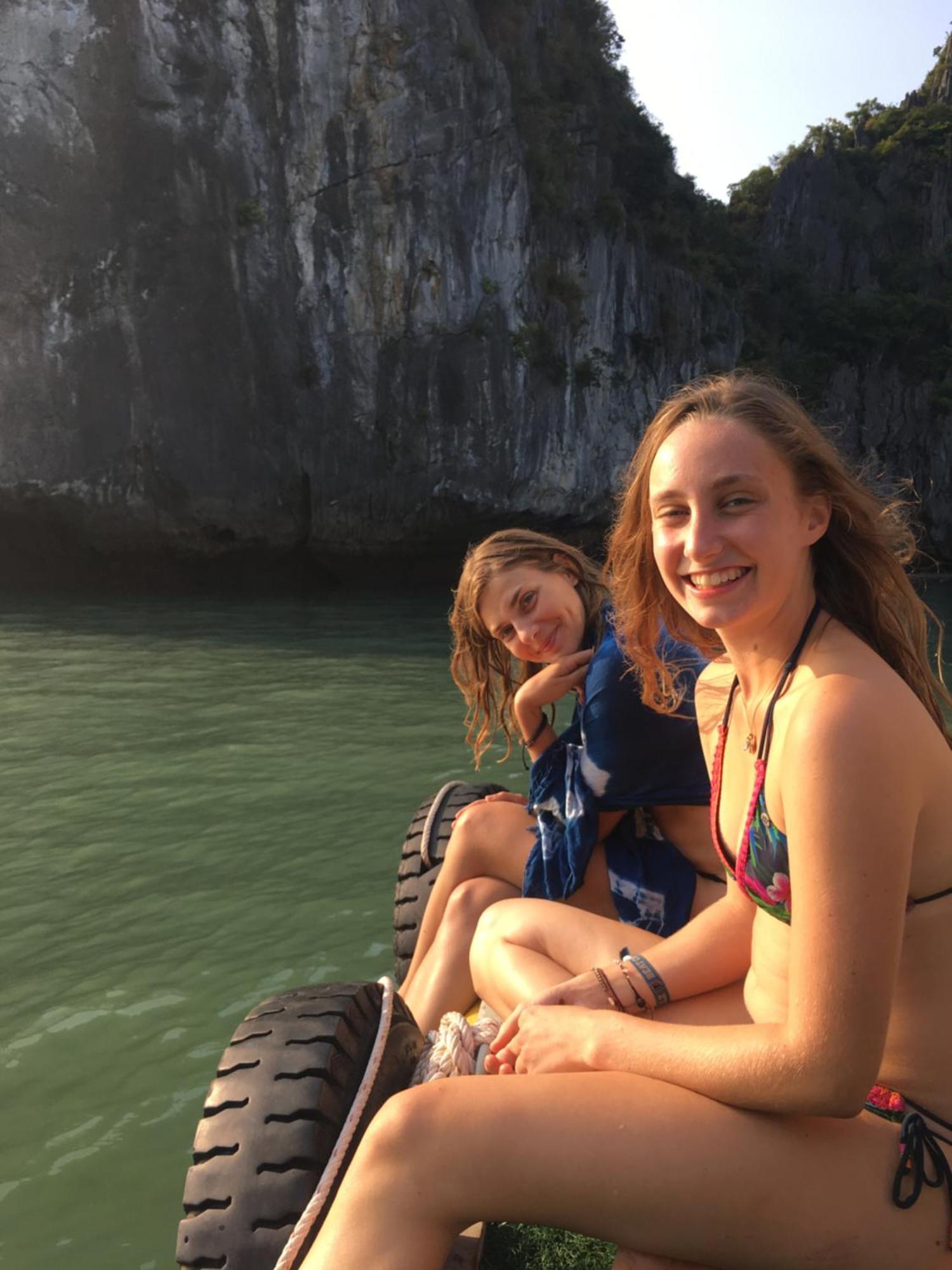 מלון Dong Khe Sau Cat Ba Bay Cruises מראה חיצוני תמונה
