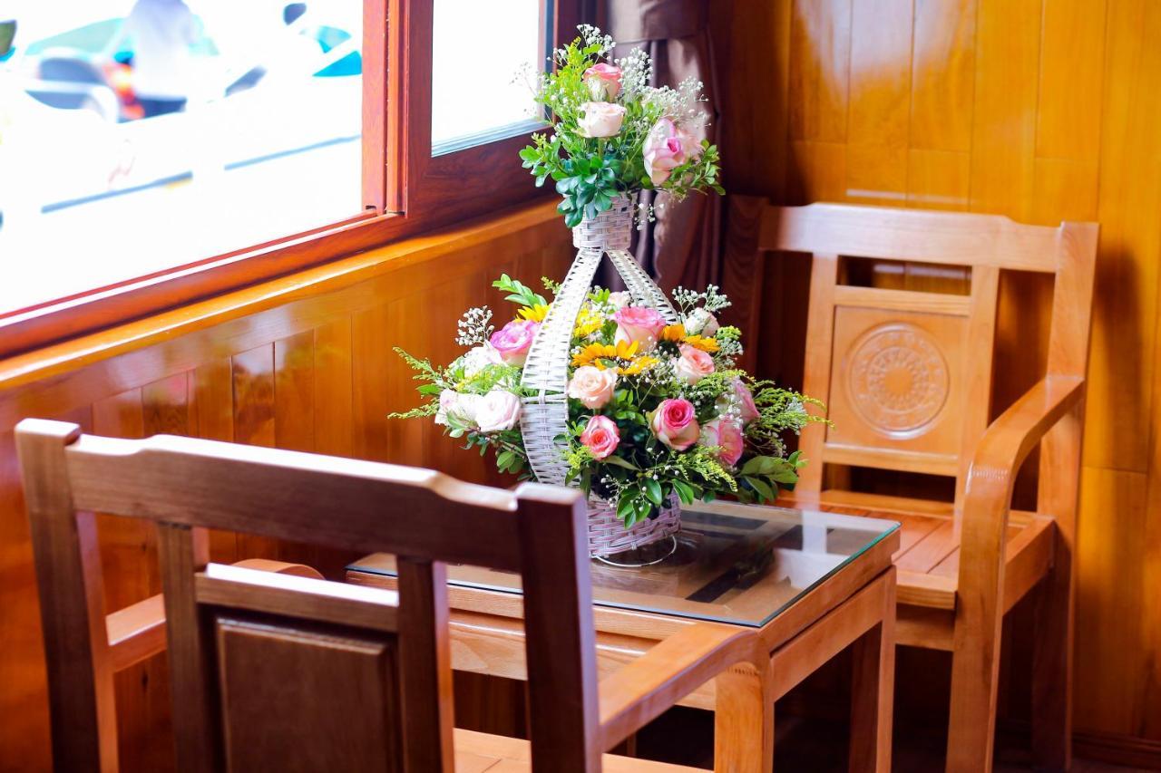 מלון Dong Khe Sau Cat Ba Bay Cruises מראה חיצוני תמונה